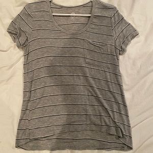 Cute short sleeve tee!